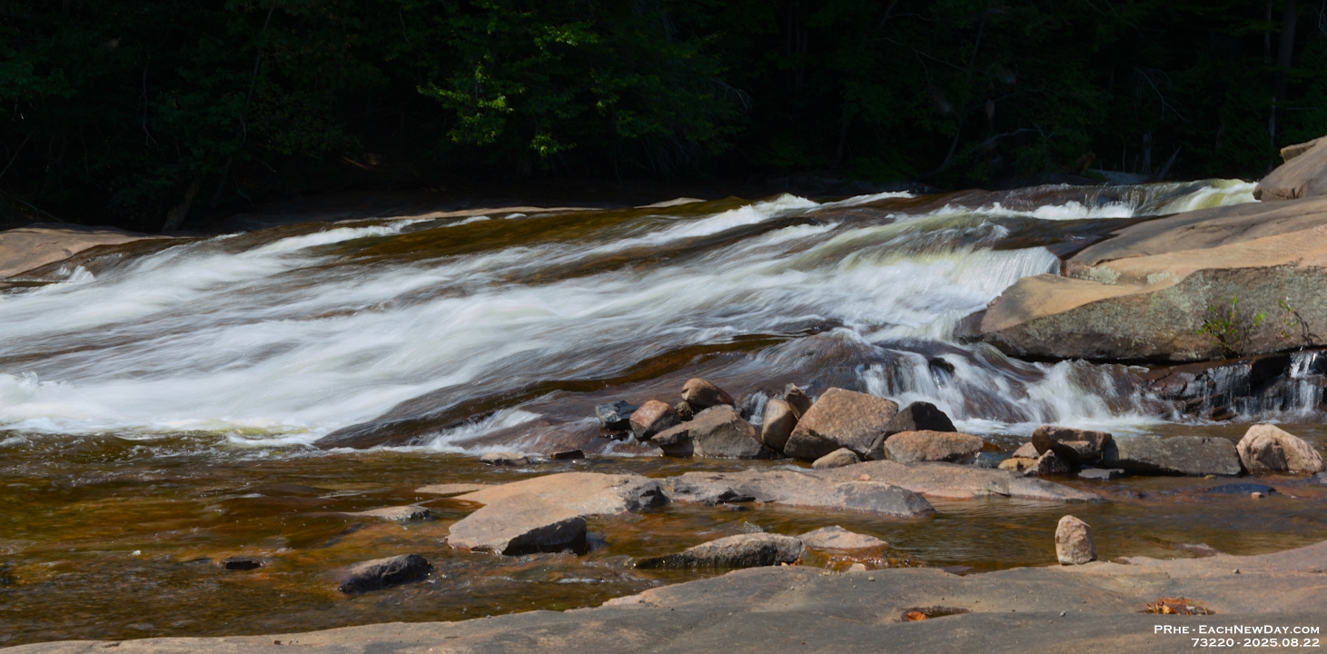 73220ExCrSaUsmA - A 'toon boat ride to Port Sydney with Nick - Lynn